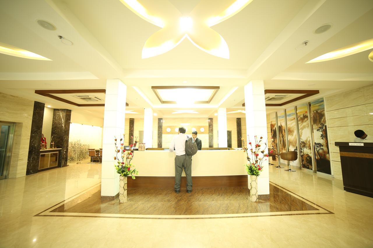 Vijayawāda Hotel Indraprasttha מראה חיצוני תמונה