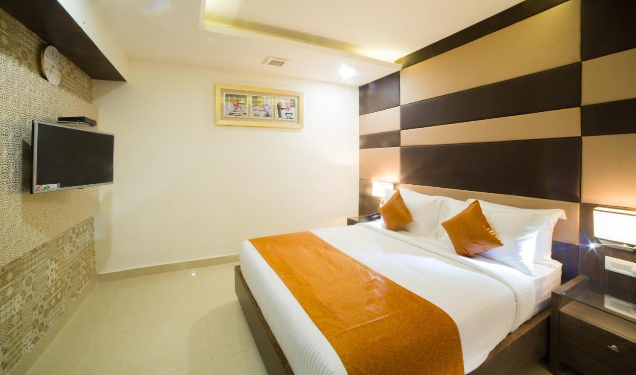 Vijayawāda Hotel Indraprasttha מראה חיצוני תמונה