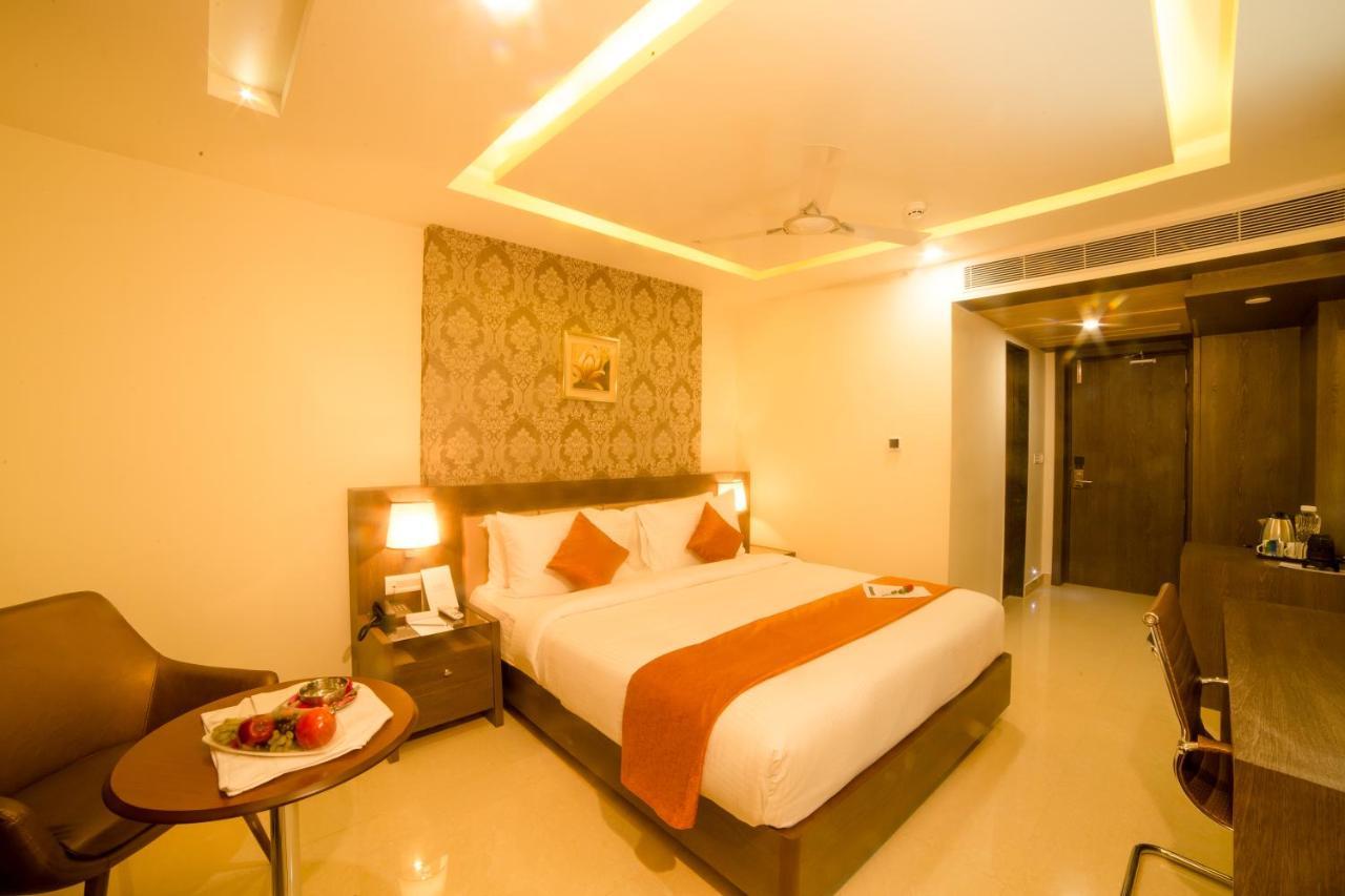 Vijayawāda Hotel Indraprasttha מראה חיצוני תמונה